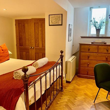 Luxury One Bed Garden Flat-Private Parking Apartamento Bath Exterior foto