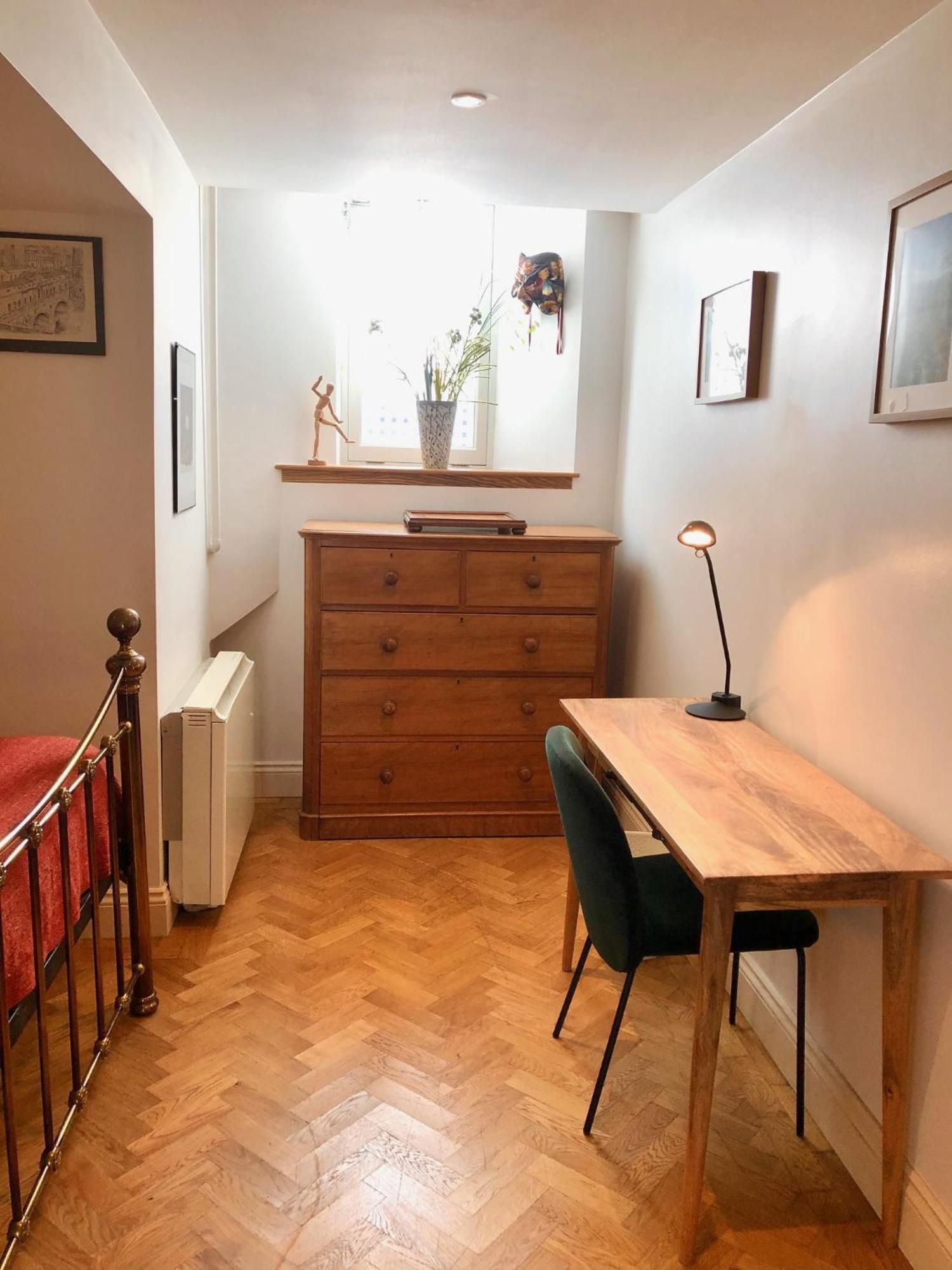 Luxury One Bed Garden Flat-Private Parking Apartamento Bath Exterior foto