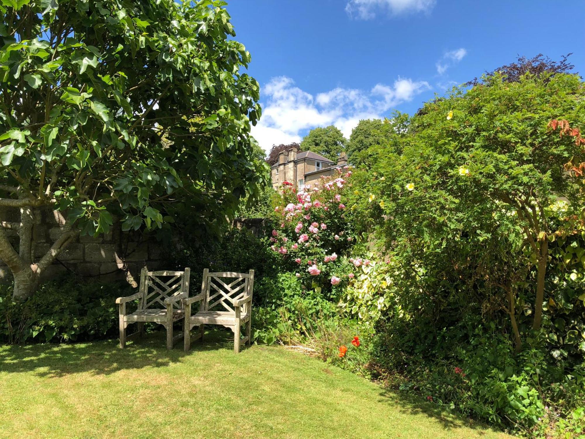 Luxury One Bed Garden Flat-Private Parking Apartamento Bath Exterior foto